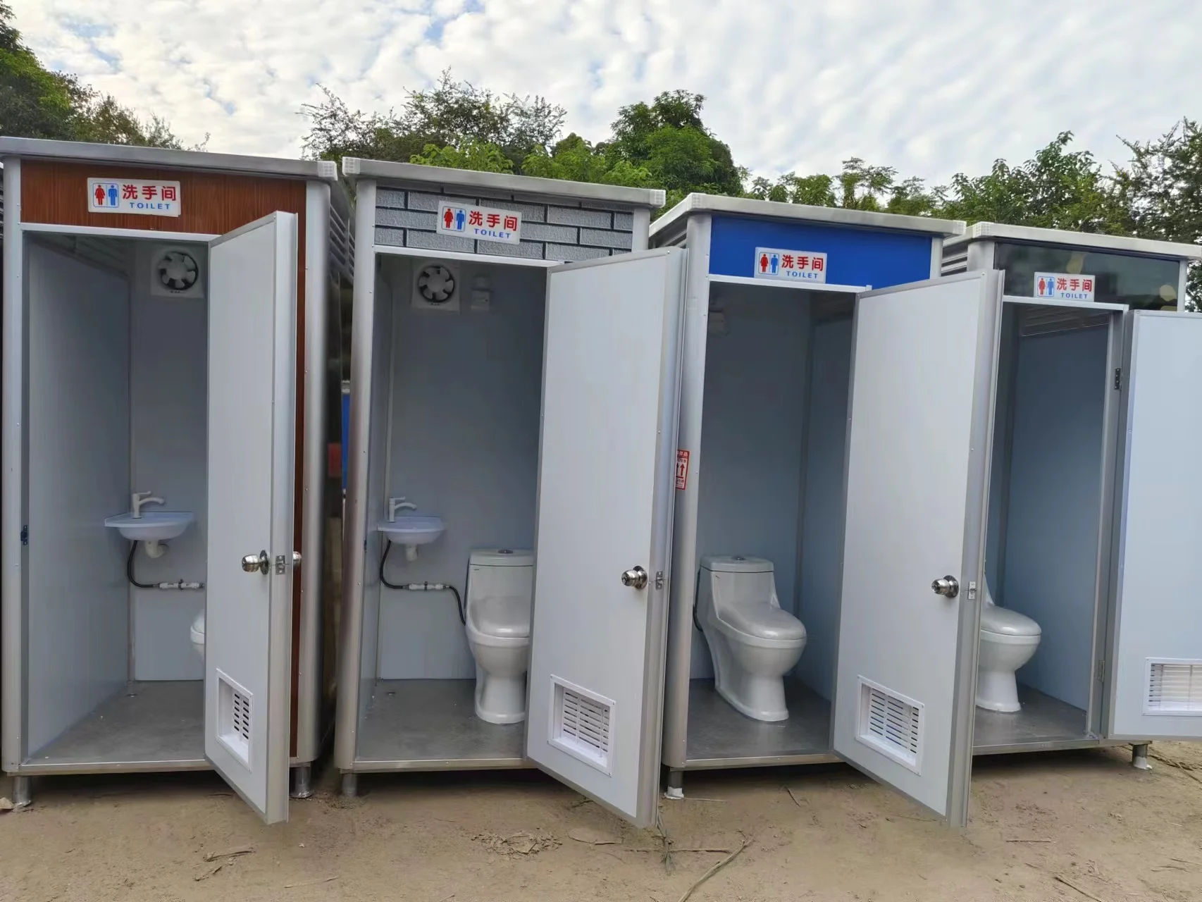 CGCH Manufacturer Design Detachable Mobile Toilet Lightweight Shop Use Prefab Mobile Toilet