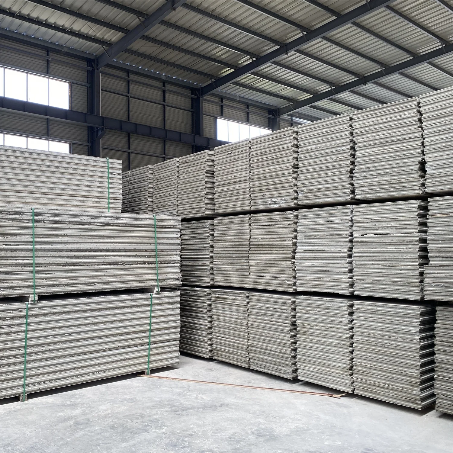 Energy-saving EPS cement wall panel