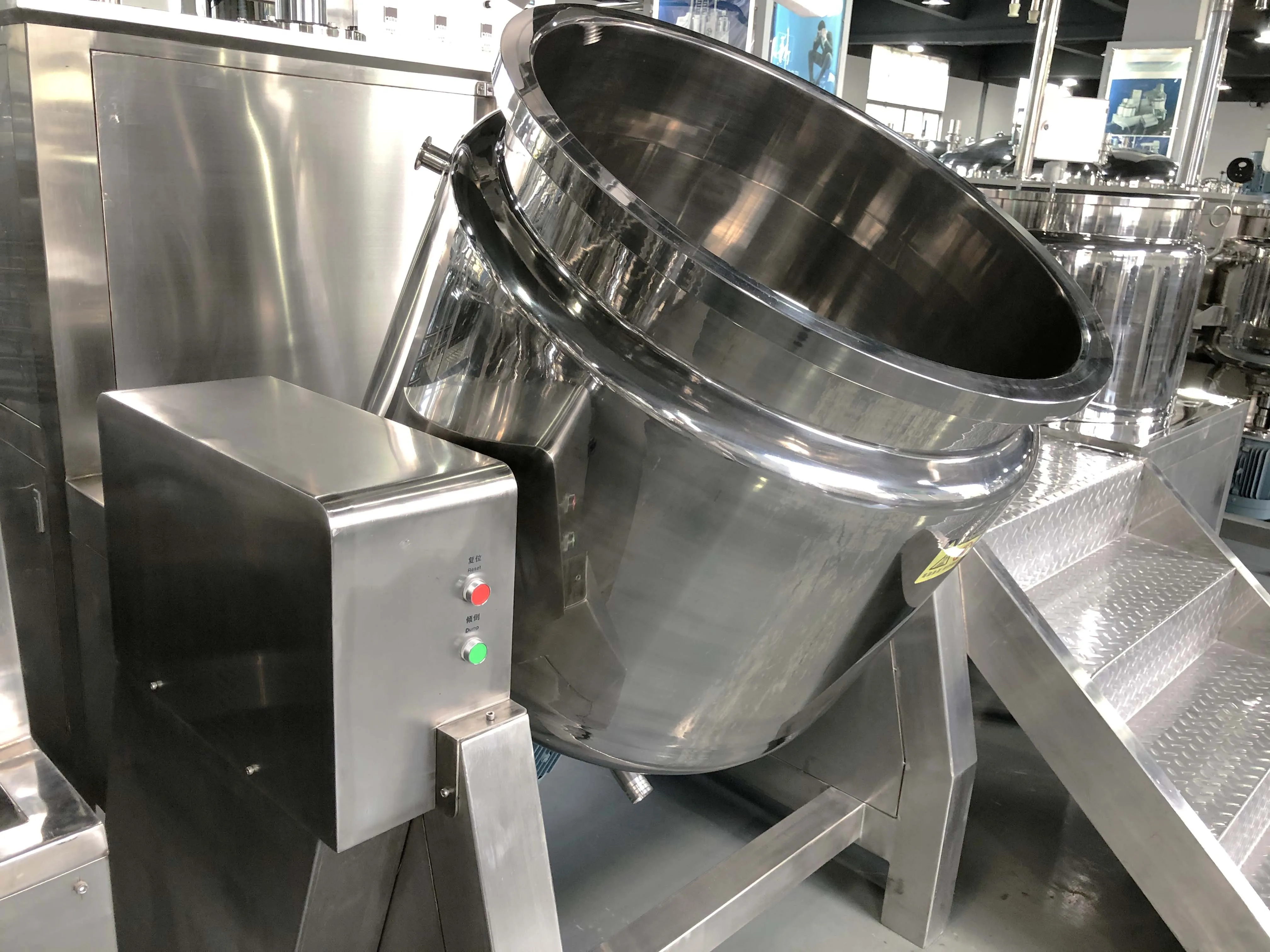 Cosmetic Production Equipment Vacuum Mixer Homogenizer For Cosmetic Skin Care Cream Lotion Hair Dye