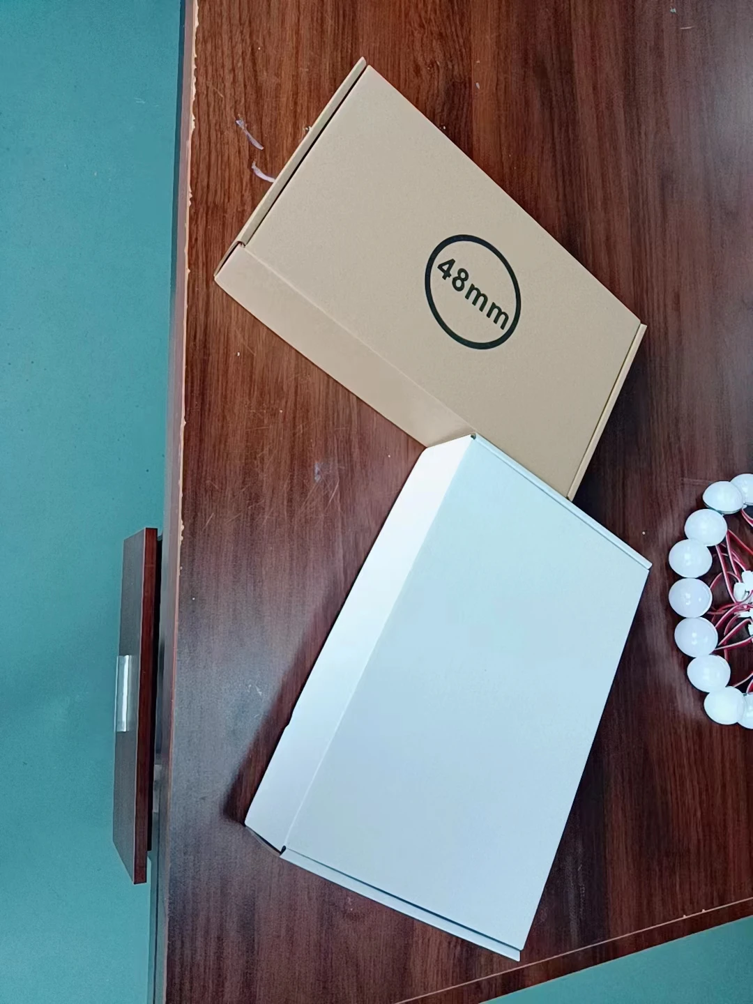 Tri-color Dimmable LED Beauty Mirror  48mm PC DC12V Stick Drill for Bathroom and Bedmirrorresser Bulbs Modern Mirror Light