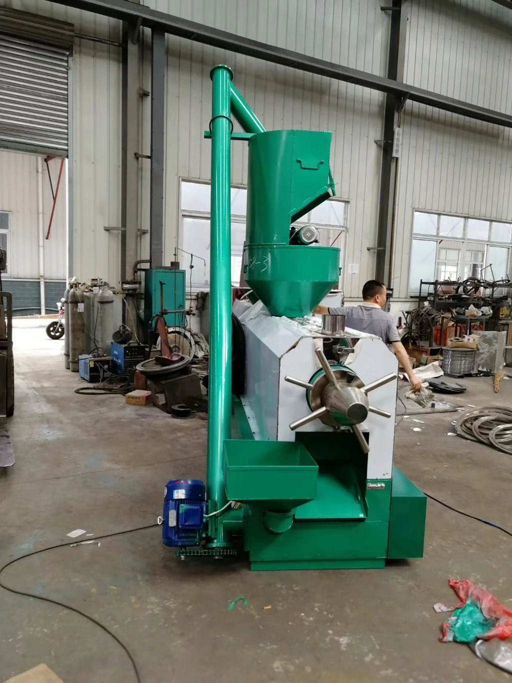 Factory direct commercial automatic screw oil press large tea seed, soybean, rapeseed, peanut oil press machine