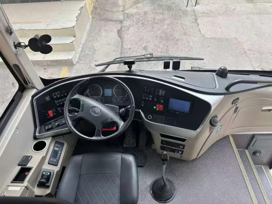 Medium bus 49 seater  bus good quality