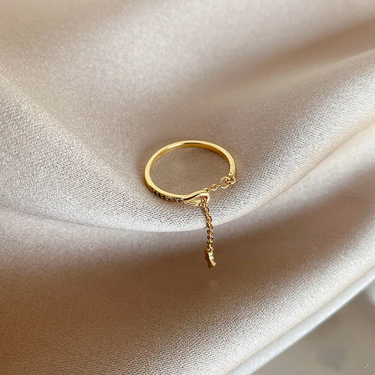 Vershal C4-241 18K Gold Plated  Niche Pull-out Zircon Star Chain Open Ring  Female Temperament Ring