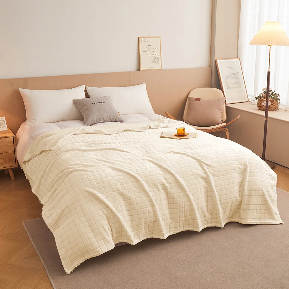 New Innovation In Stock Beige Gray Thickened Jacquard Gift Coral Plaid Flannel Fleece Throw Blanket