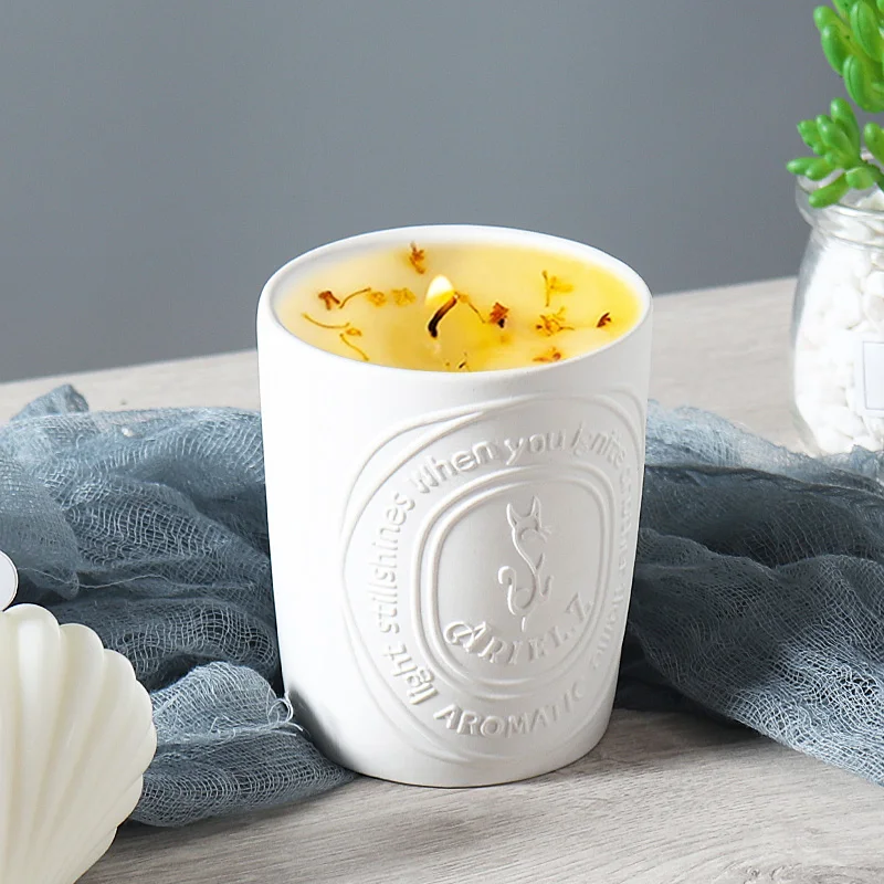 Custom Home Cafe Decor Embossed Scented Candle Containers Empty Vessel Matte Ceramic Candle Holder