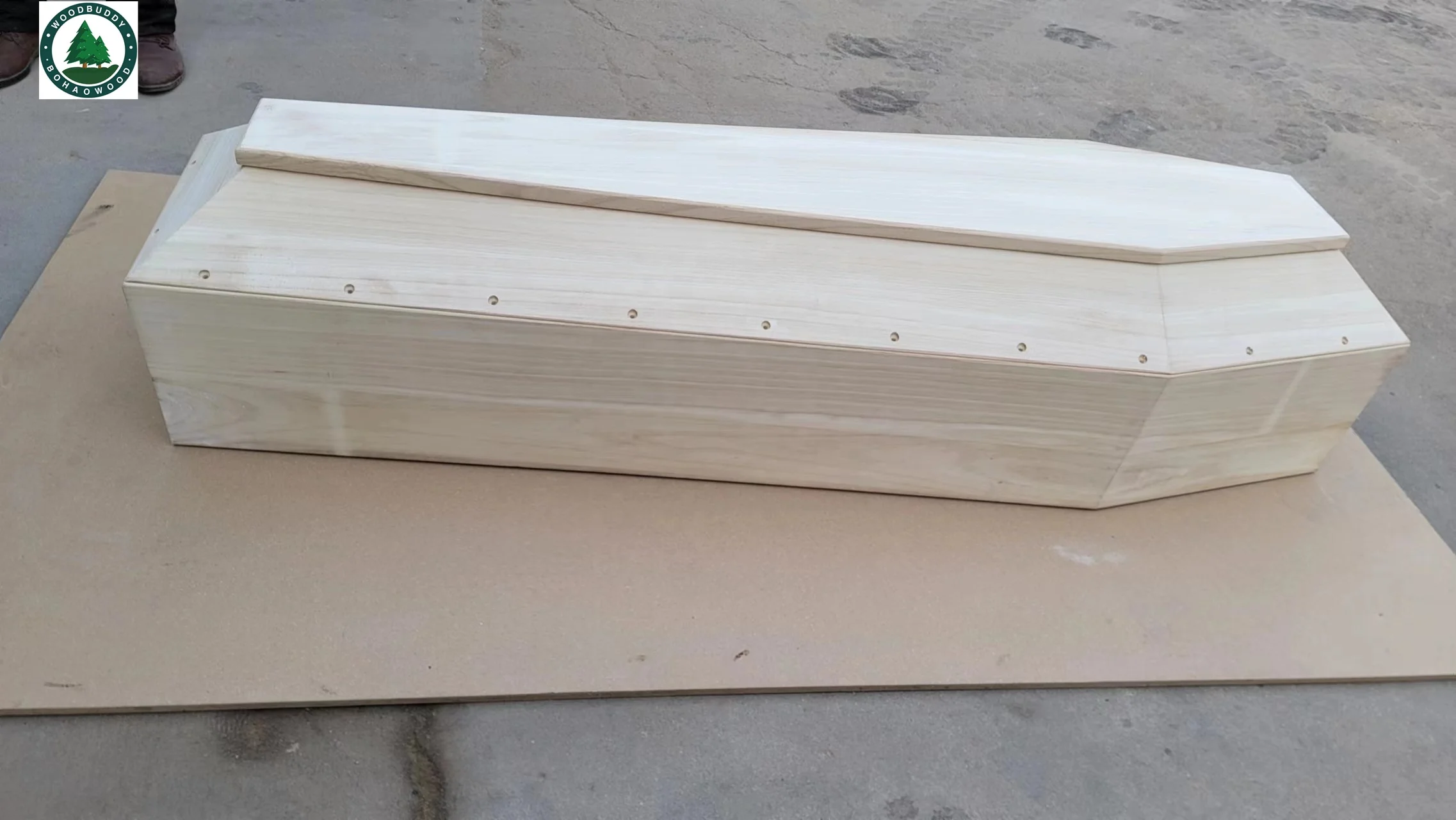 HEZE Factory sale affordable knocked down wooden coffin with color / plain paulownia coffin