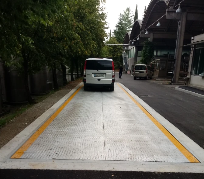 80t 3x18m Galvanized Concrete Heavy duty  Truck Scale Weighbridge Weighing Scale