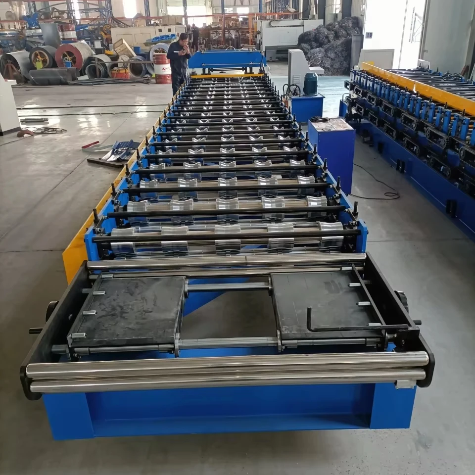 COBERTURAS TR5 MAQUINA PARA FABRICAR CALAMINAS PERU MERCADO автоматический CON PLC
