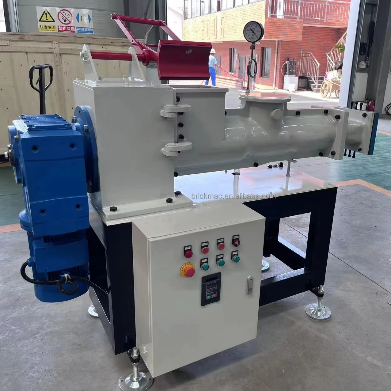 Automatically brick extruding machine small extruder concrete brick block making machine Russia Georgia Russia Georgia