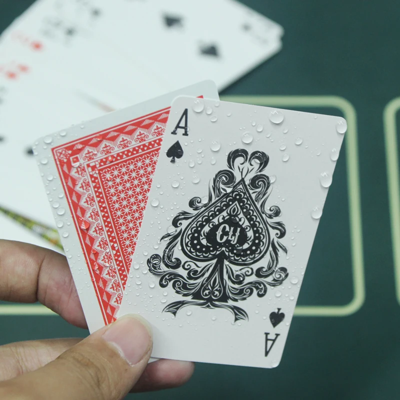 New Quality Plastic Poker Smooth Waterproof Black Playing Cards Gold plated Creative Gift Durable Poker Board Games custom decks