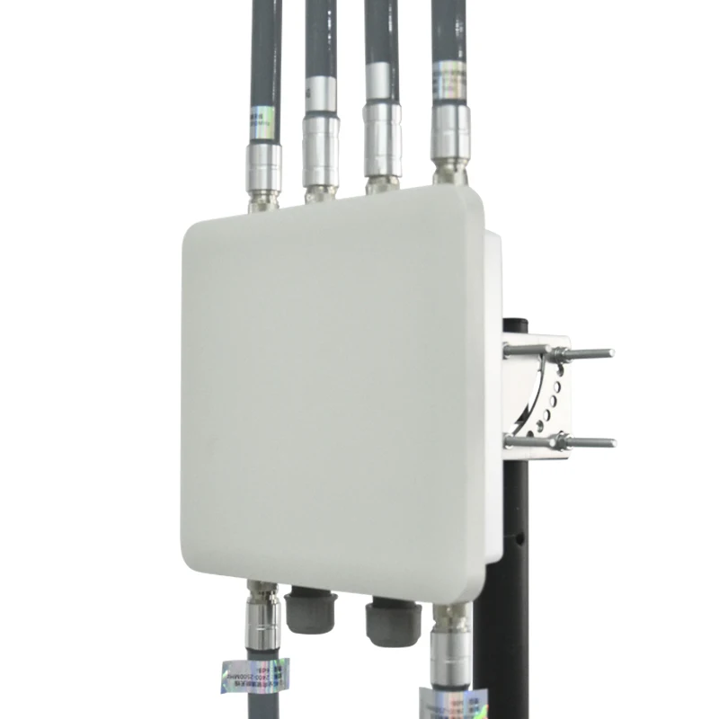 Outdoor Wifi 6 Support 2.4/5.2/5.8Ghz Wifi Range Extender Access Point Ax5400 802.11Ax 4G 5G Lte Cpe Router