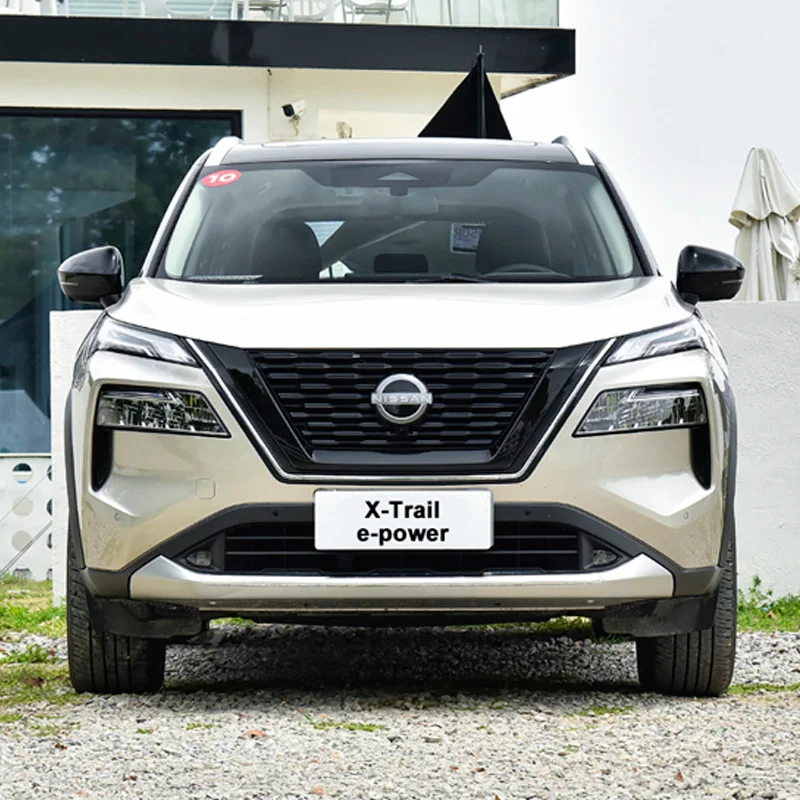 Low price Pickup Nissan NAVARA Gasoline petrol strong 4x4 Truck pickup 6MT 7AT 4wd cheap fue used car vehicles from china