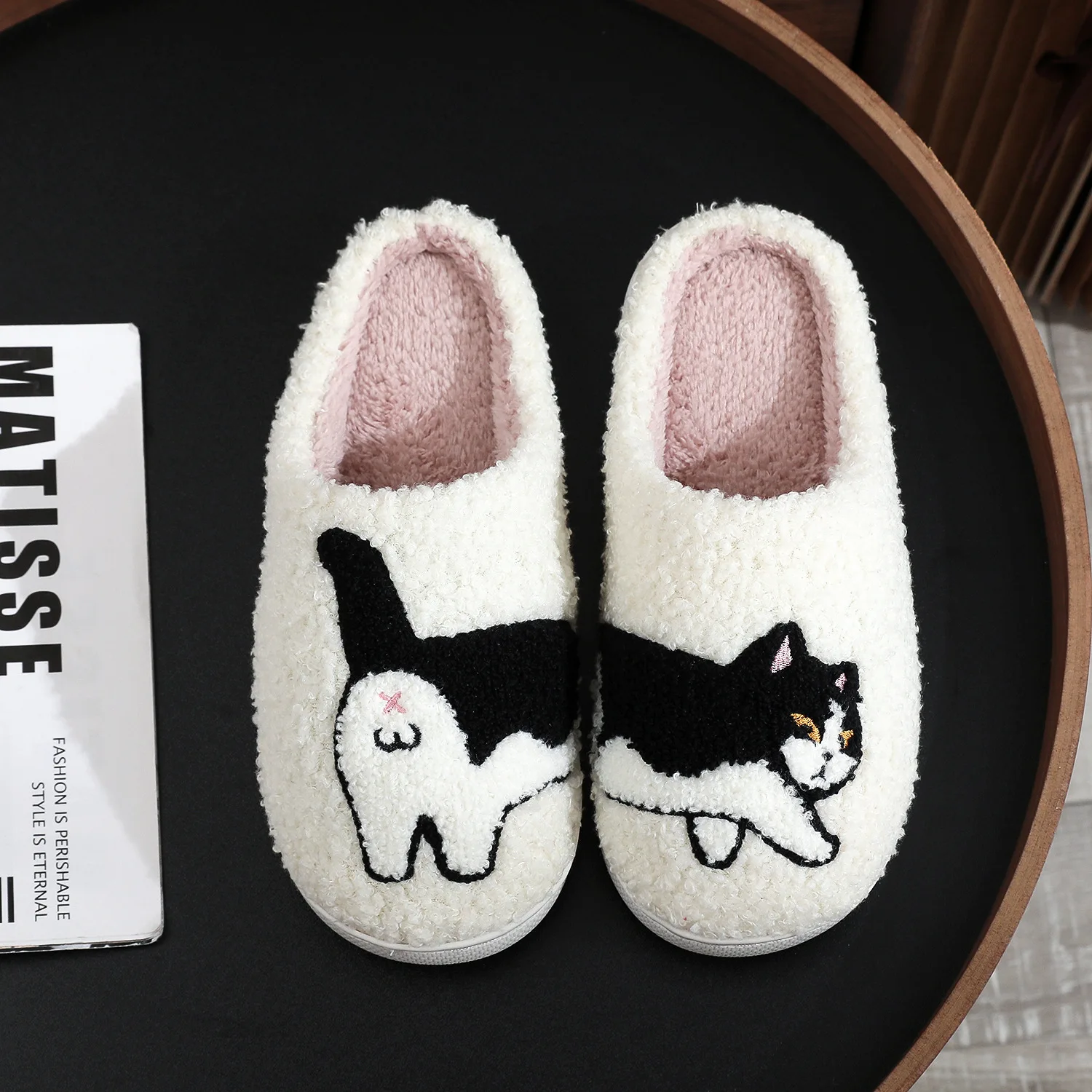 Custom cute winter warm fuzzy plush fuzzy house dachshund dog cat animal plush slippers for women