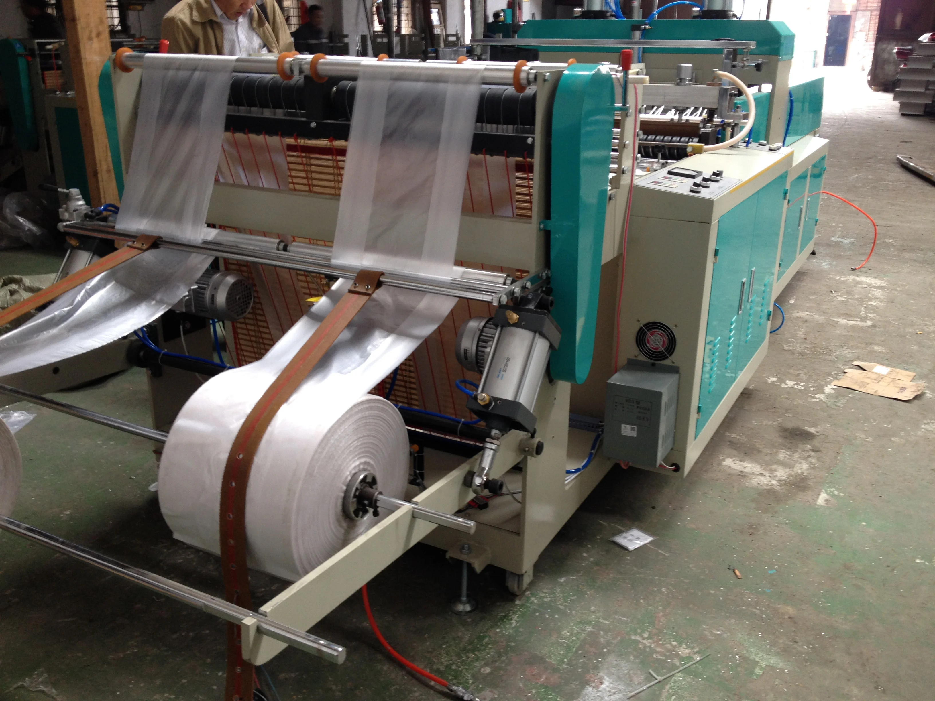 Fully Automatic Hot Sealing Bag Making Machine