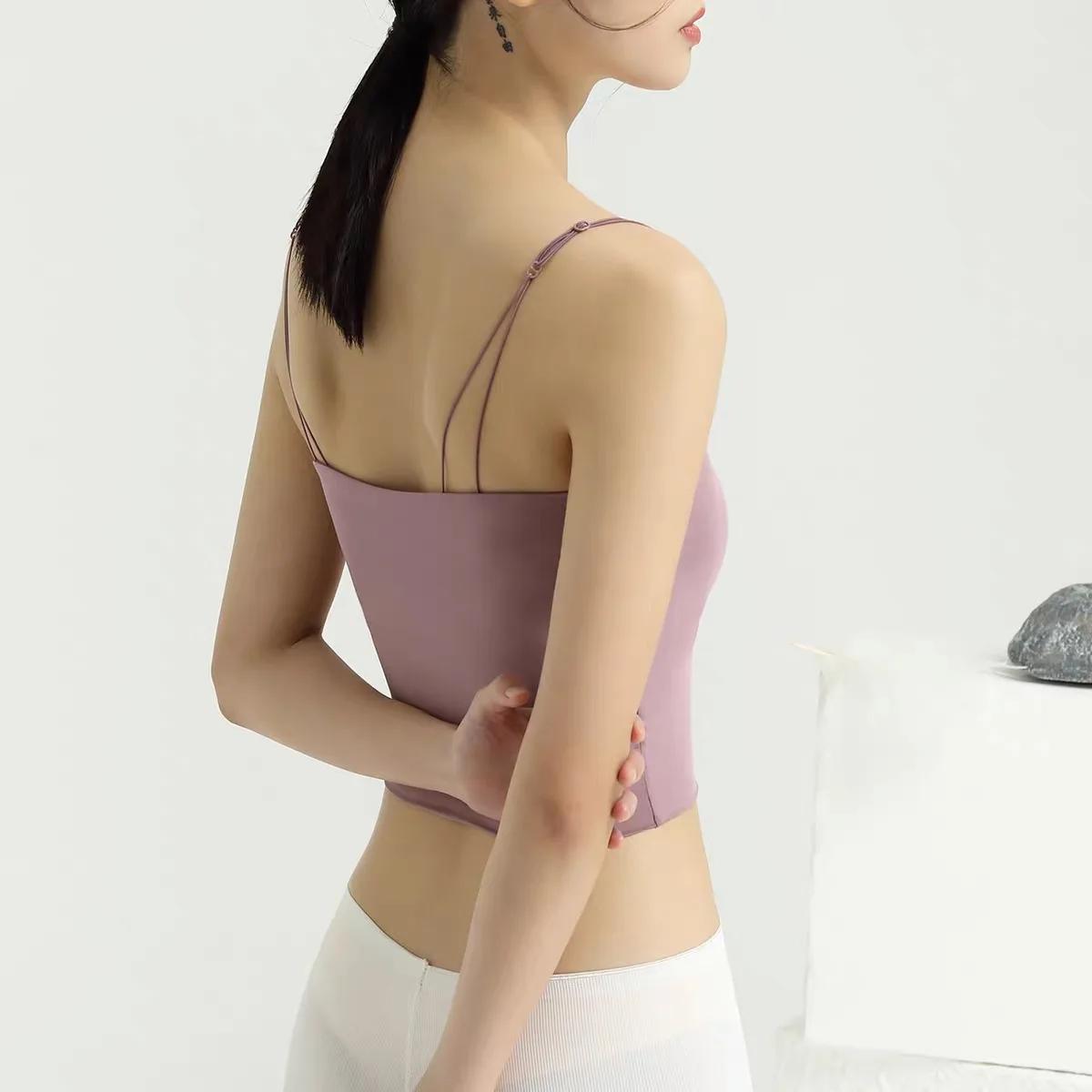 Женский бюстгальтер с двойными лямками и красивой спинкой, цельный бесшовный жилет из вискозы