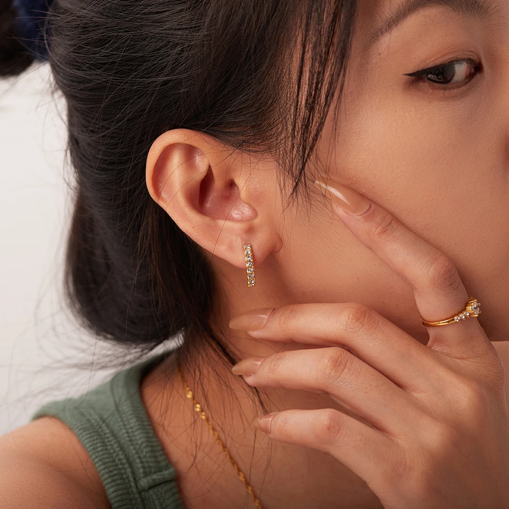 Dainty PVD Gold Plated Tiny Zircon Inlaid Stud Earrings Stainless Steel Opening Crown Flower Shape Earrings