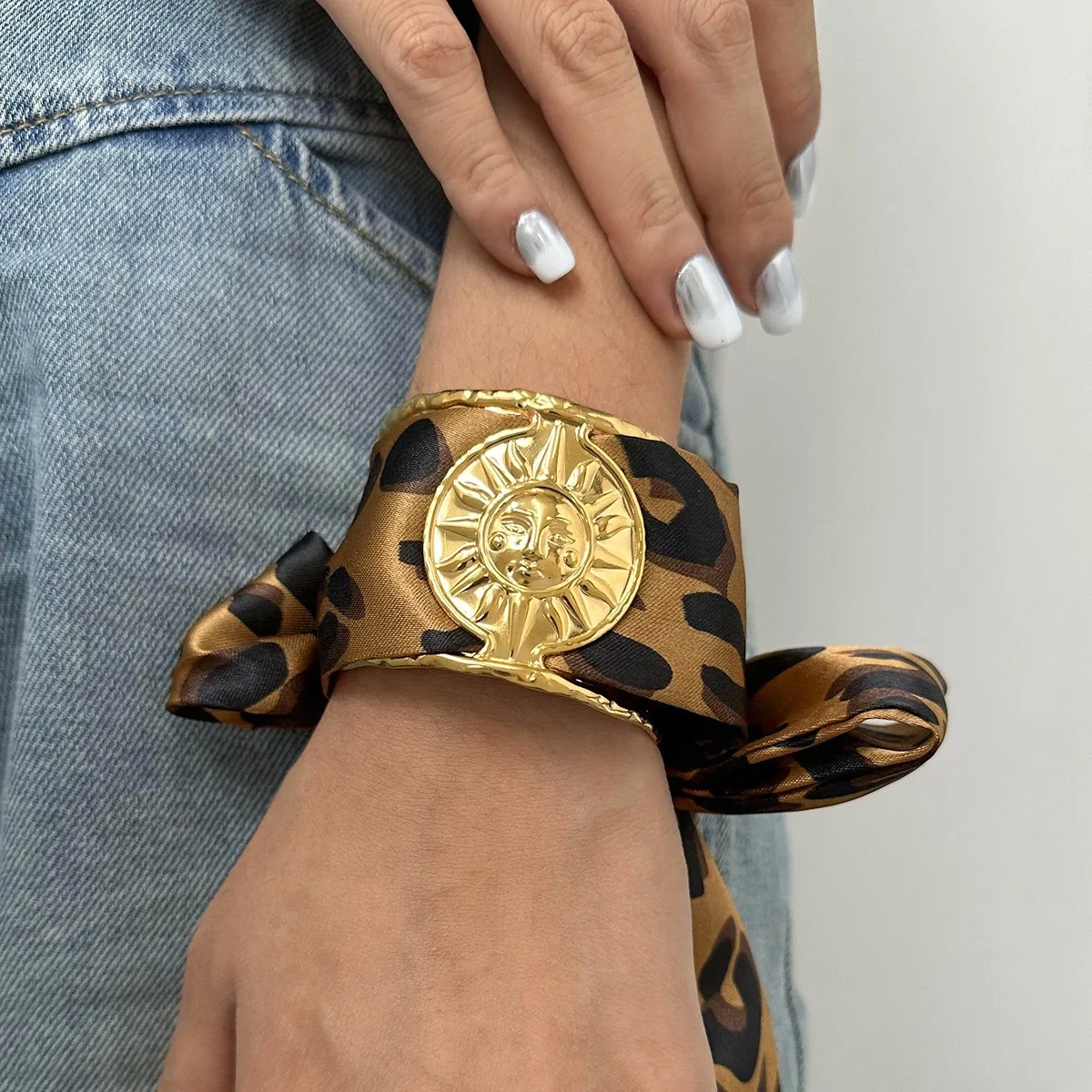 New styles 18k gold plated Frosted Exaggerated thick bracelet adjustable chunky Sexy Leopard Ribbon Bracelet for woman