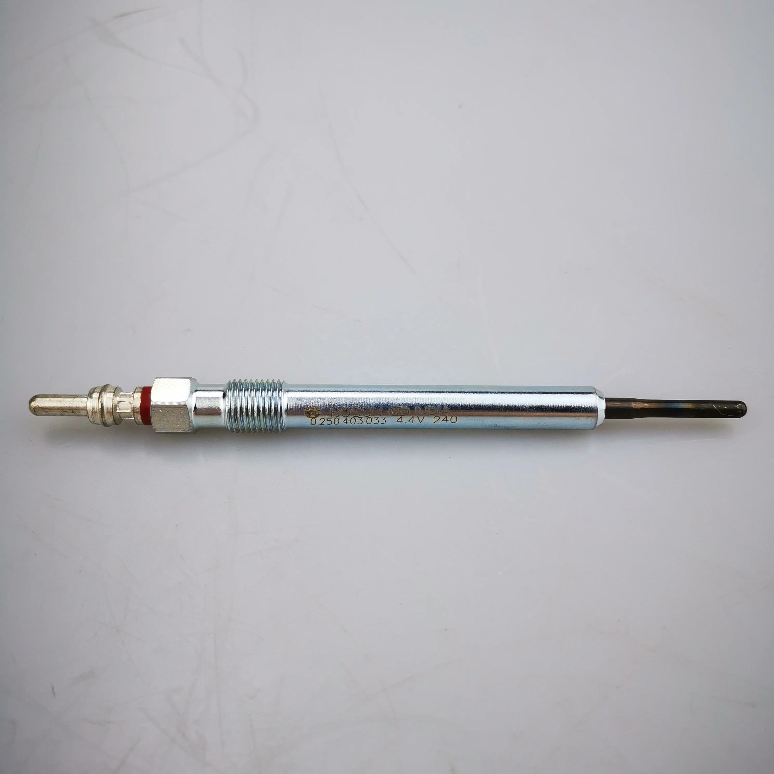 SAIC MAXUS G10 T60 V80 Diesel engine 2.0T Original Cold start preheating plug 0250403033 C00075448