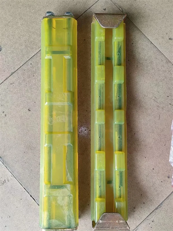 China Factory  300mm 500mm 600mm Green Excavator Rubber Track Pad  Excavator Rubber Shoes Oem Excavator Rubber Shoe