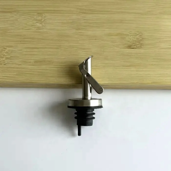 Stainless Steel Liquor Bottle Auto Flip Cap Nozzle Olive Oil Dispenser Pourer Spout For Sauce Vinegar