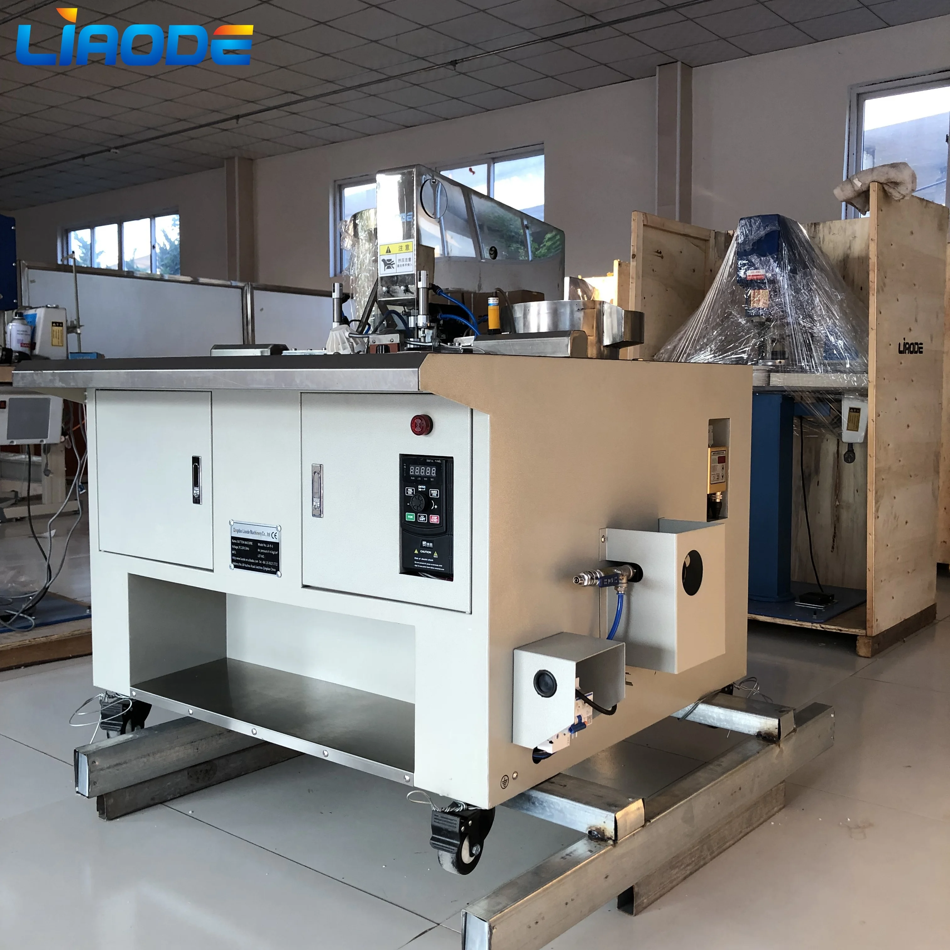 Automatic Furniture Fabric Covered Metal Button making machines