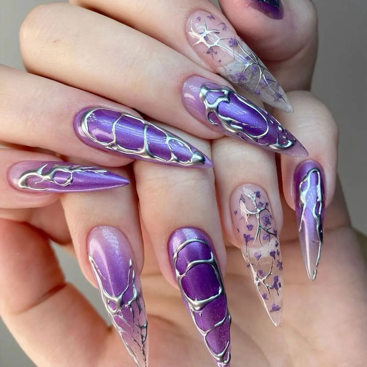 Press on Nails Medium Almond Fake Tips Glossy Glue on Tips Purple Acrylic Nails Stiletto Artificial Fingernail Bling False Nails