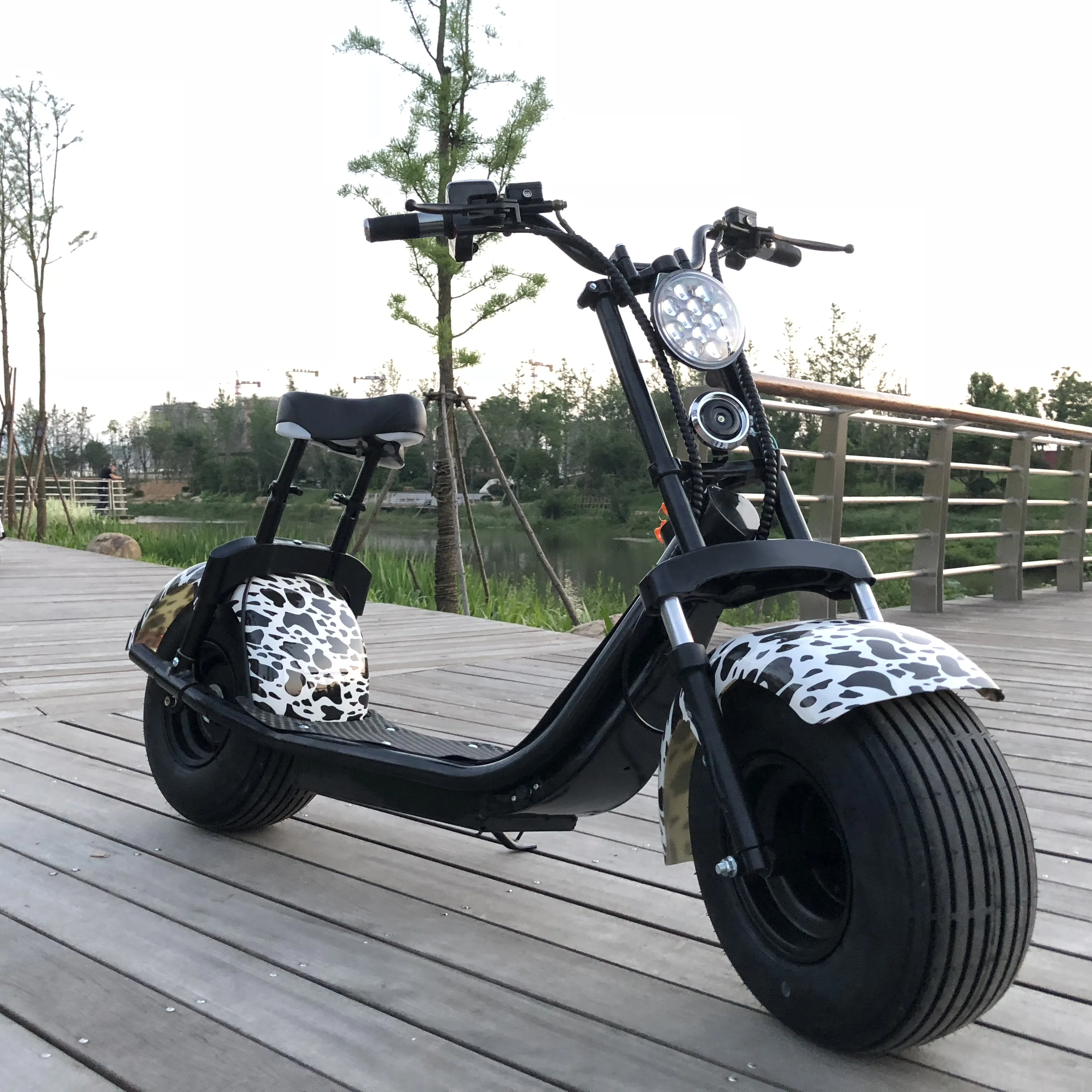 US/EU warehouse Hot Sale 60v Battery 45km/h Bike Motorcycle 2000w 2 Wheels Electric Scooter Citycoco for Adults scooters DOT EEC