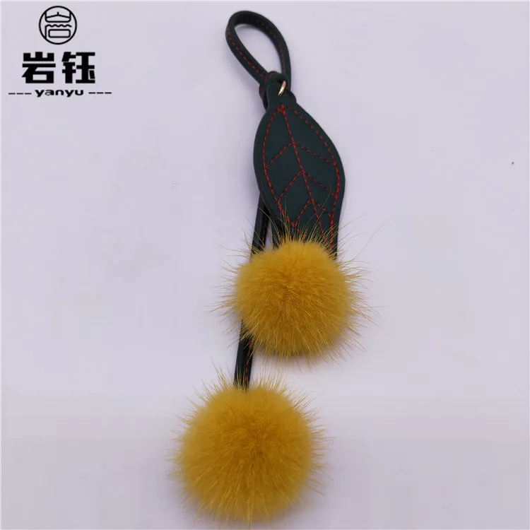 Classic fashion mink cherry key chain pendant Female bag Mink fur ball red cherry velvet ball bag pendant