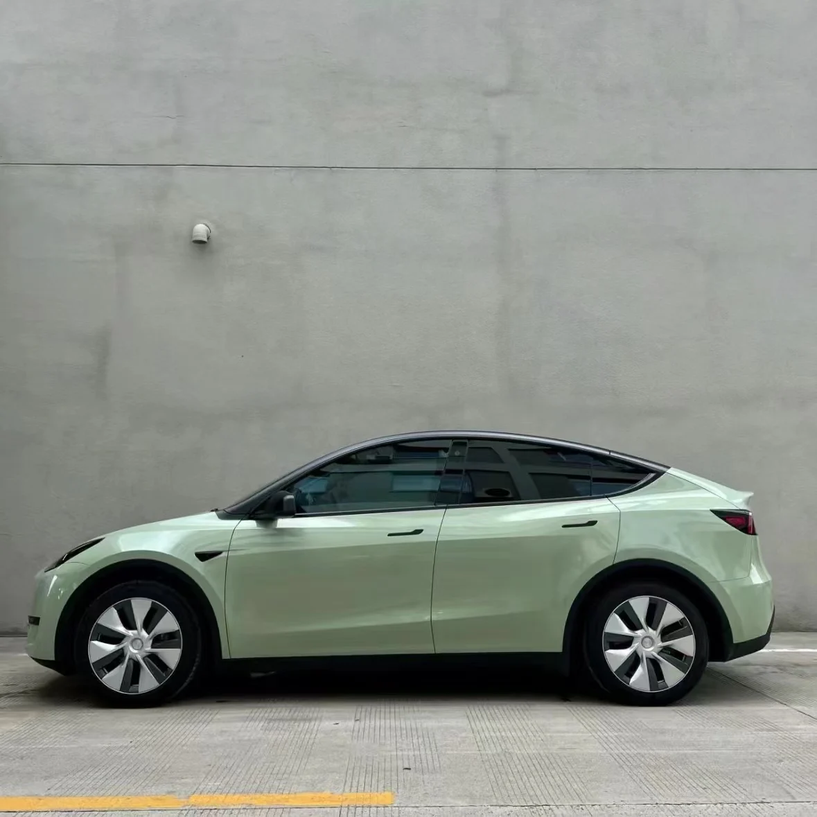 Самовосстанавливающаяся пленка для защиты от царапин из