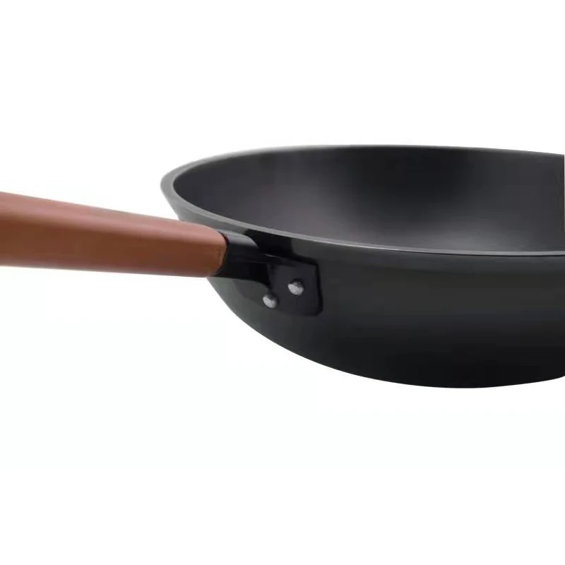 Good Price Black Cast Iron Long Life Wok Pan for Restaurant Use