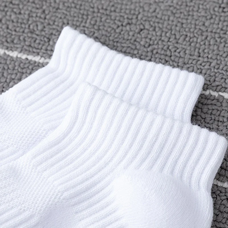 Quality Athletic White Black Ankle Gym Socken Cotton Quarter Crew Logo Custom Design Men Sports Socks