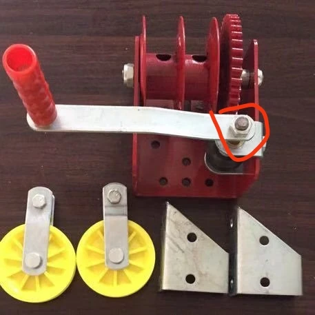 Hot sale automatic poultry farm winch system for chicken broiler water drinking line poultry manual hand winch