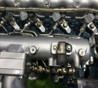 90hp Yuchai  diesel engine  3100rpm trade assurance marine engine with stern drive