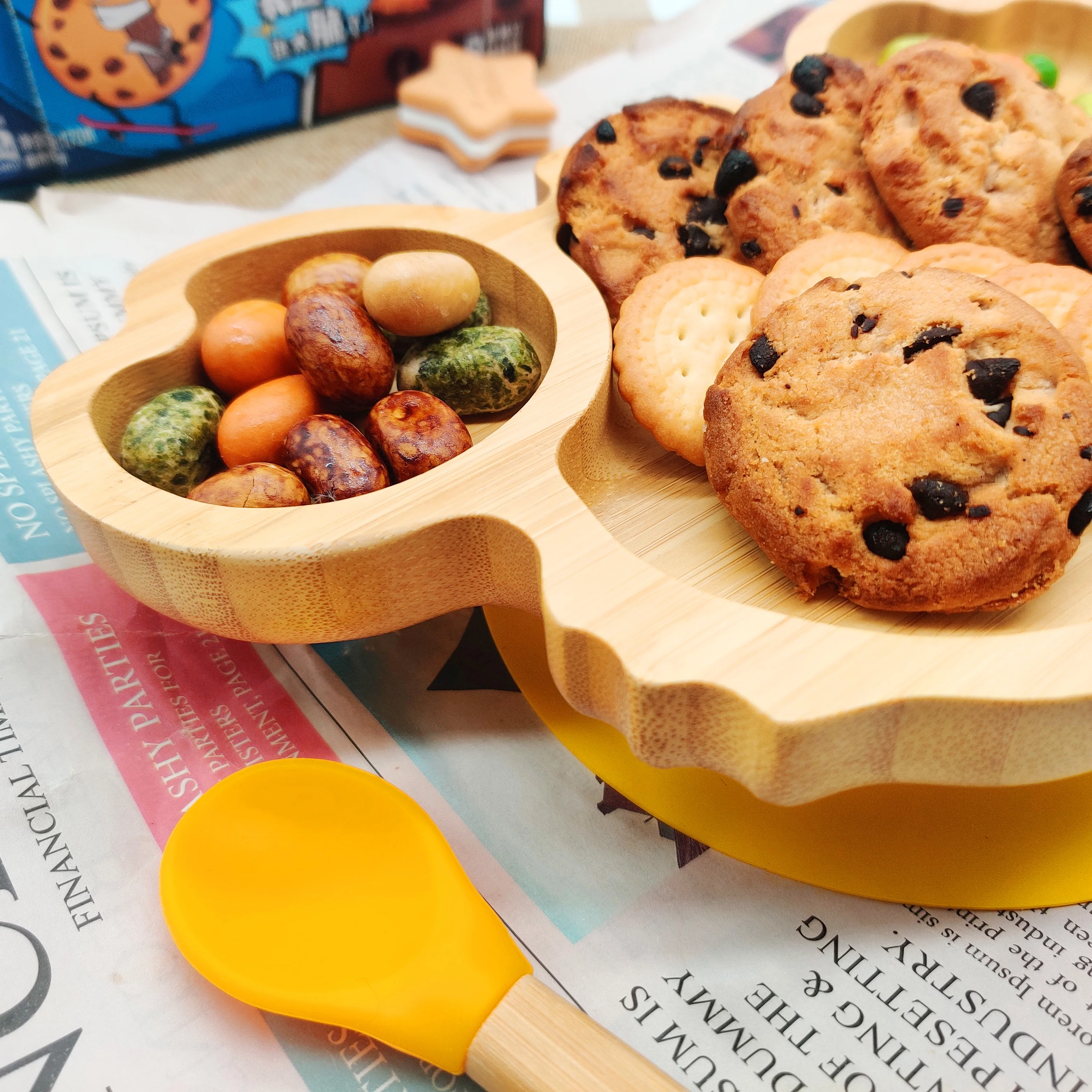 Cartoon baby learn to eat | children fall-proof suction cup | bamboo baby crab plate\bowl