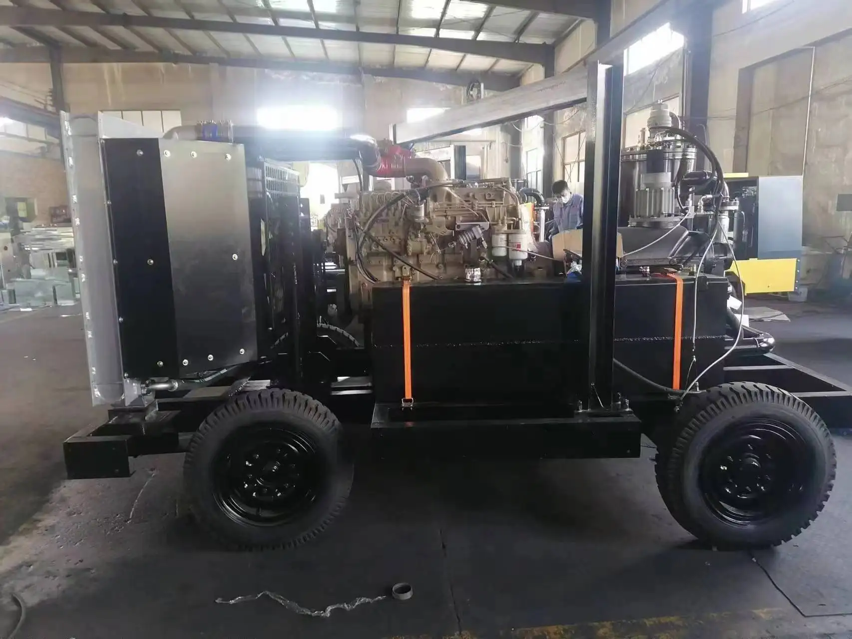 Diesel portable air compressor 176KW 8bar 850cfm mining for digging