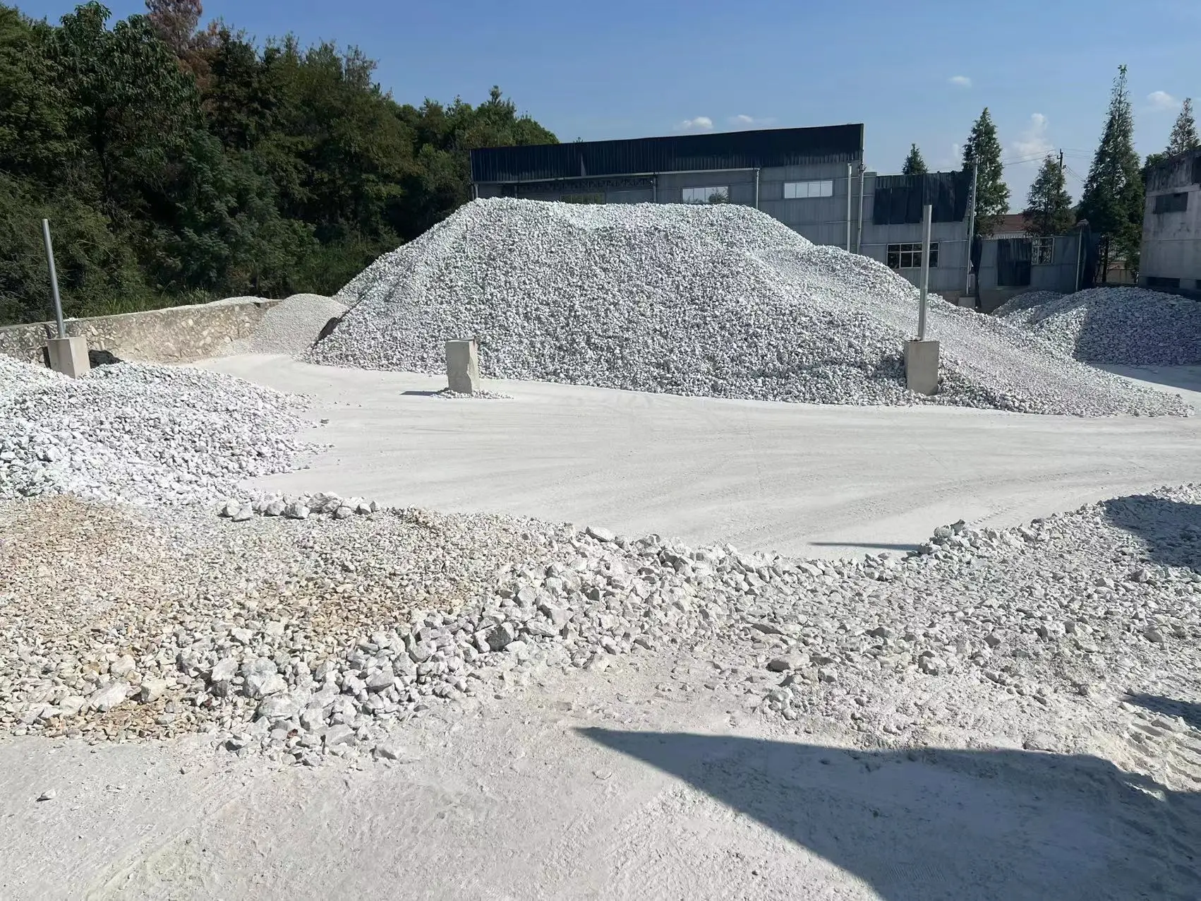 High CaO Good Transparency Wollastonite Powder Ceramic Usage