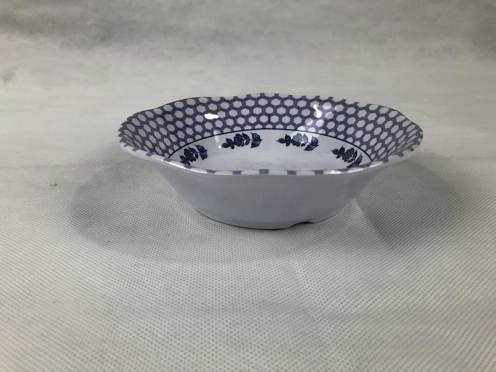 Floral Spring Garden Plastic Plates Large Scalloped Serving Platter Bowl Melamine Tableware Set with Wavy Edge