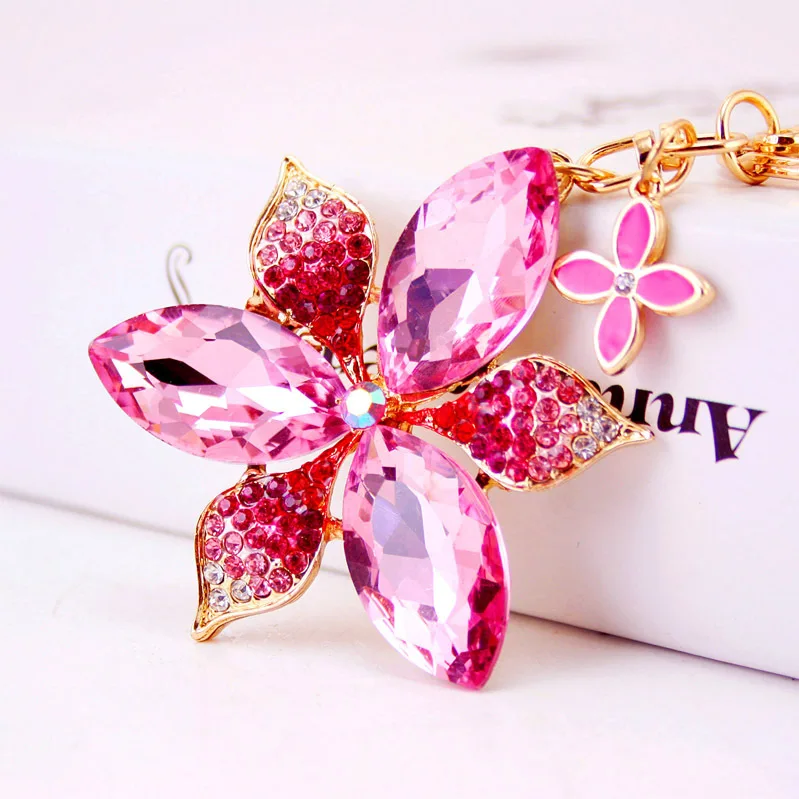 Crystal Flower Keychain Glittering Big Full Rhinestone Alloy Key Chain Holder For Women Girl Car Bag Accessories Fashion Keyring