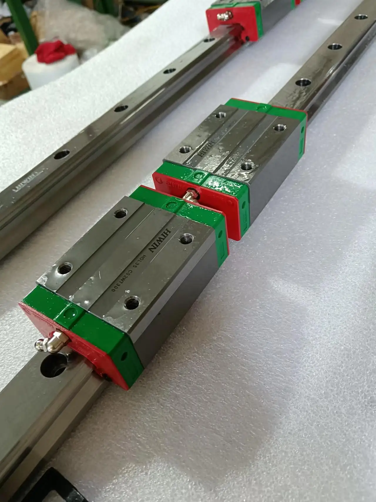 100% Original Taiwan HIWIN Bearing HGH15 HGH20 2000mm Guideway Block Precision CNC Machine 25mm Heavy Duty Linear Guide Rail