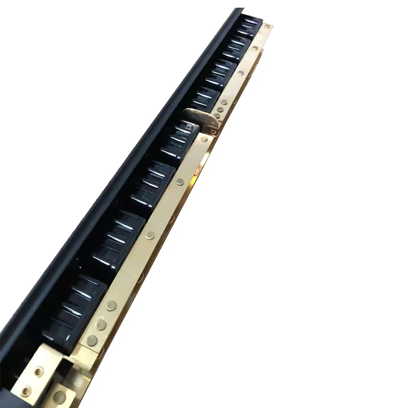 Трехфазный 380V-415V 100A 75 кВт 21-бит C19 jack + 1-бит C13 Джек из алюминиевого сплава высокой мощности БРП