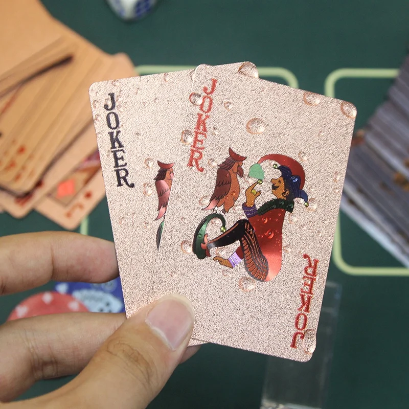 Wholesale Customized Playing Cards Custom Logo Travel Souvenirs Dubai Poker Plastic Waterproof Gold Foil Playing Cards With Box