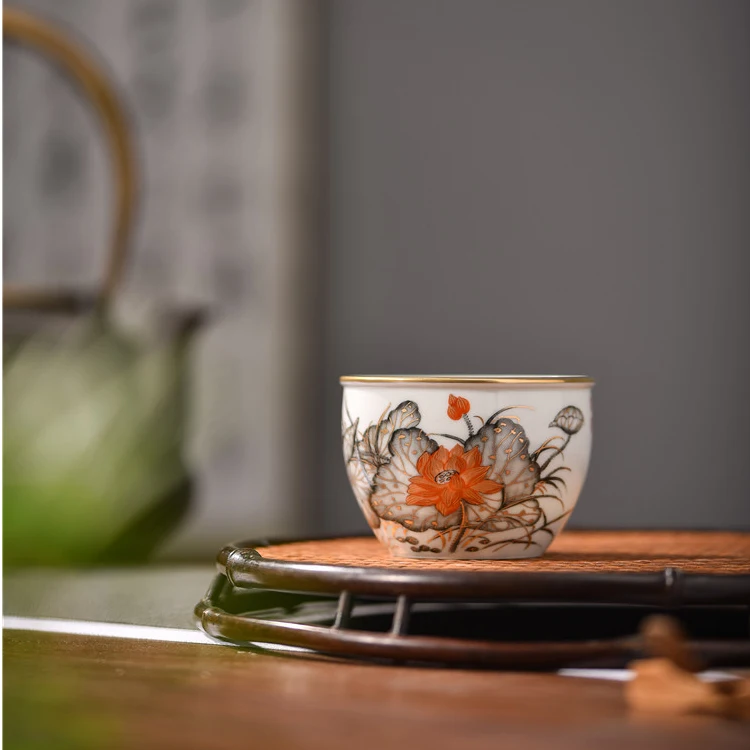 Hot selling high quality produced in Jingdezhen  elegant and tasteful exquisite teapot and tea cup gifts