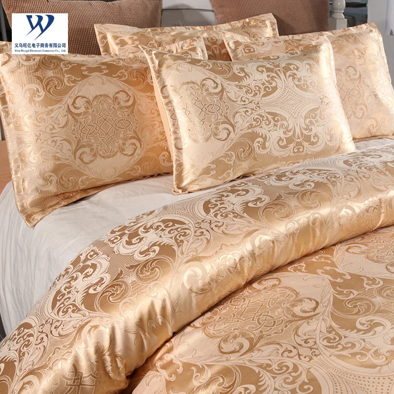 Classic European Style Silk Sheets Jacquard Gold Family Polyester Bedding Set