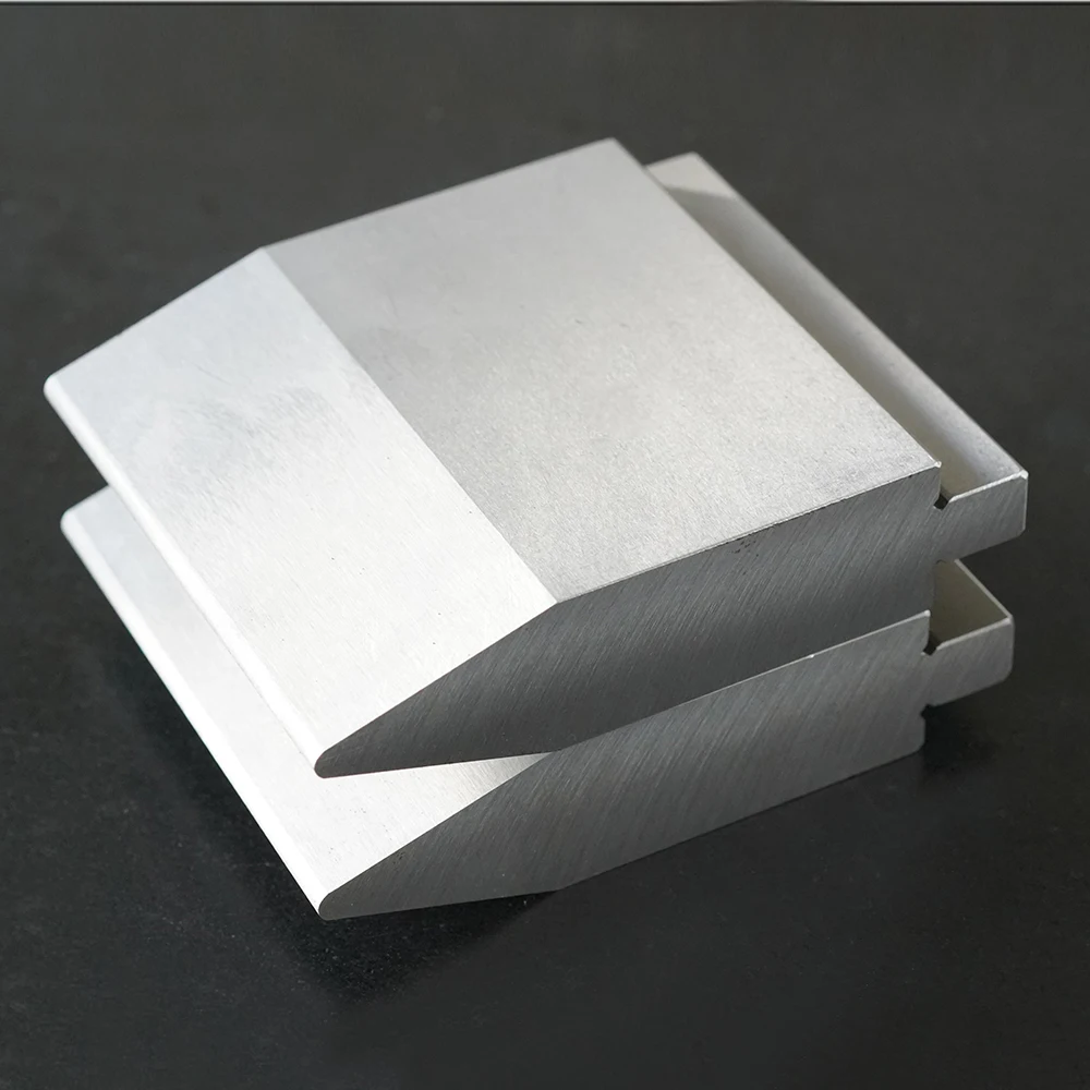 Competitive Price Customized 42CrMo Press Brake Punch Die Tooling for Press Brake