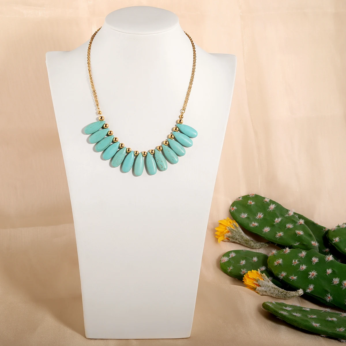 Fashion 18K gold-plated double-layer chain turquoise necklace classic teardrop shape bead pendant bohemian statement necklaces