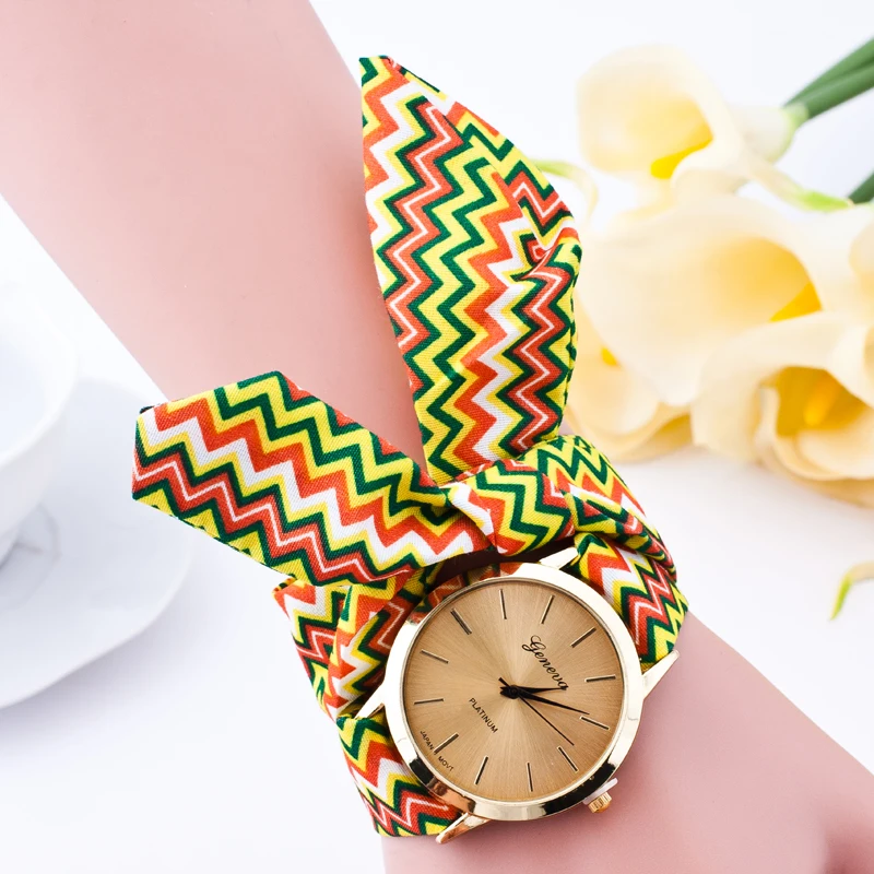
Women Stripe Floral Cloth Quartz Watch Alloy Weave Wrap Wrist Watch Ladies Casual Simple Elegant Watch 