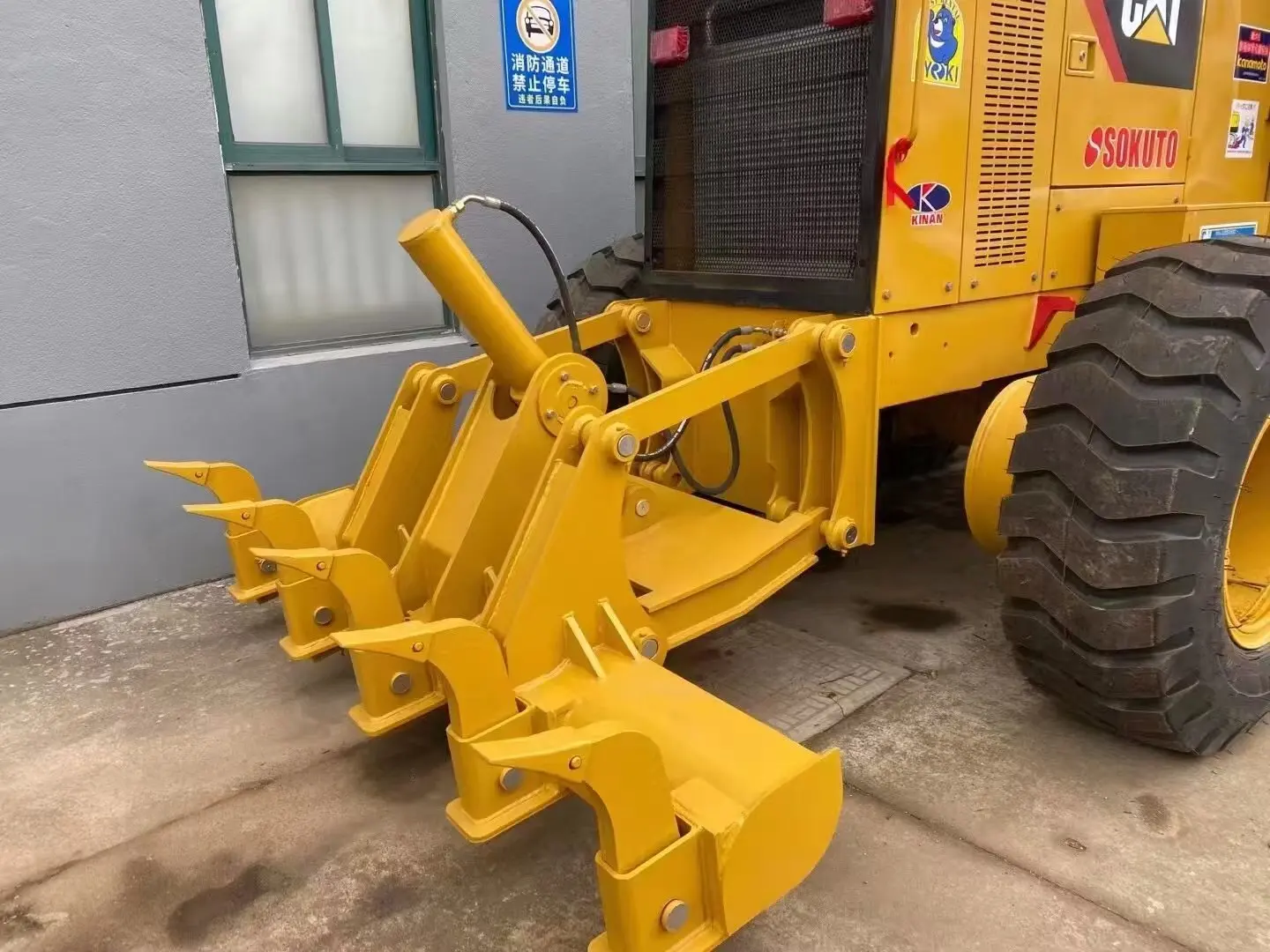 Оптовый дешевый трактор лазерный грейдер Komatsu Gd511a автогрейдер запчасти CAT Carter 140k