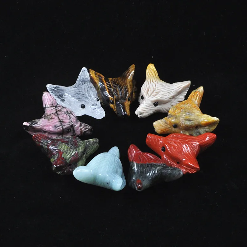 Wholesale 1.5 inch Crystal Carved Gemstone Wolf Crystal Carving Wolf Head Pendant for Sale