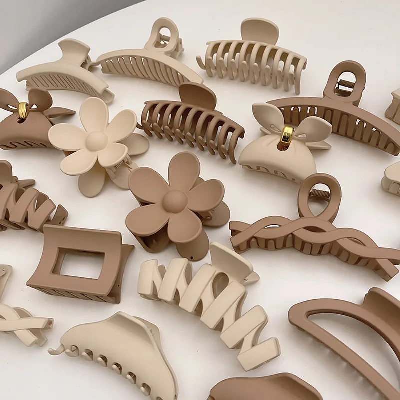 french fall and winter milk tea color brown matte hair claws clip large