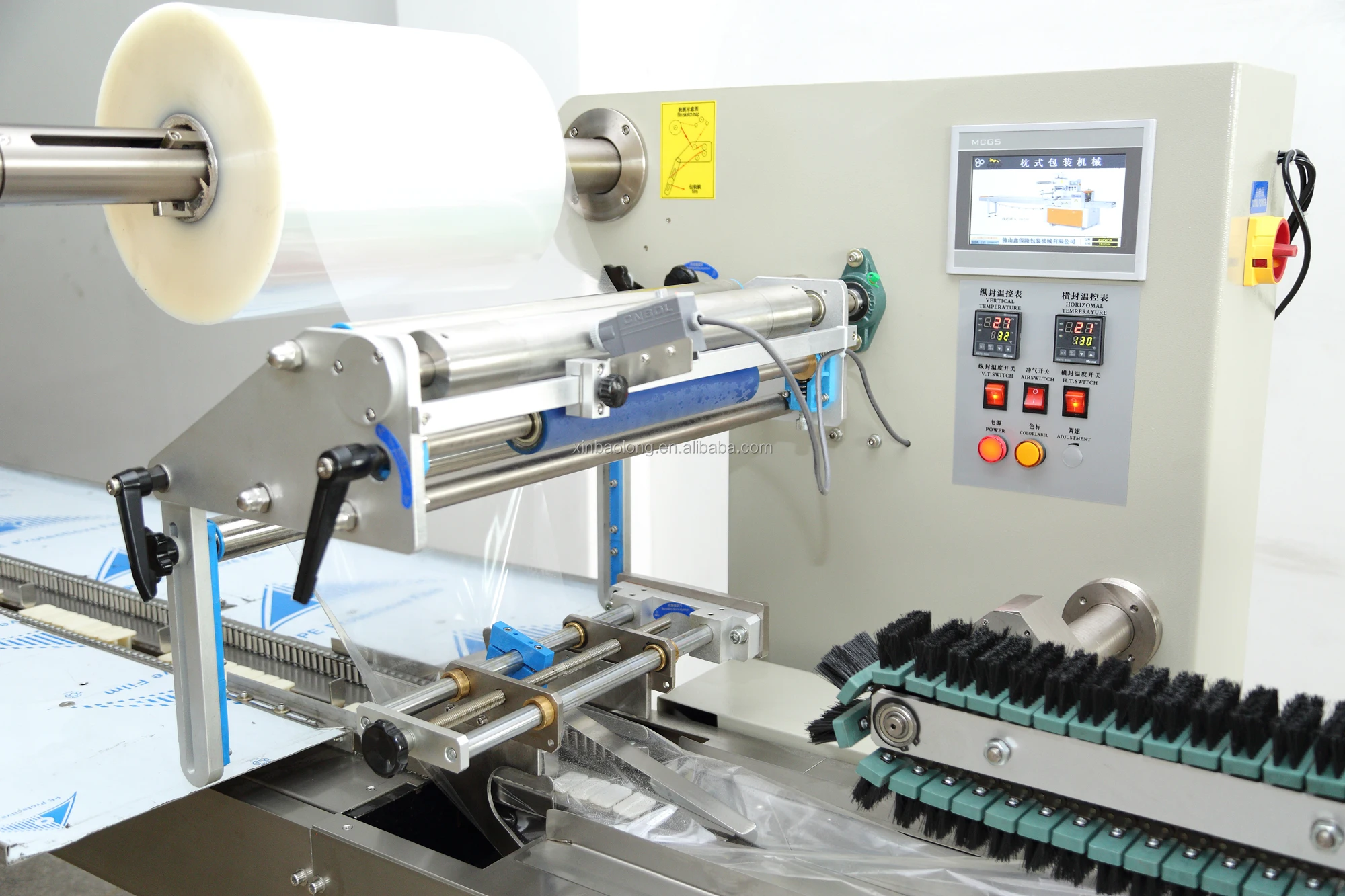 Flow Automatic Blueberry Packing Machine With Tray